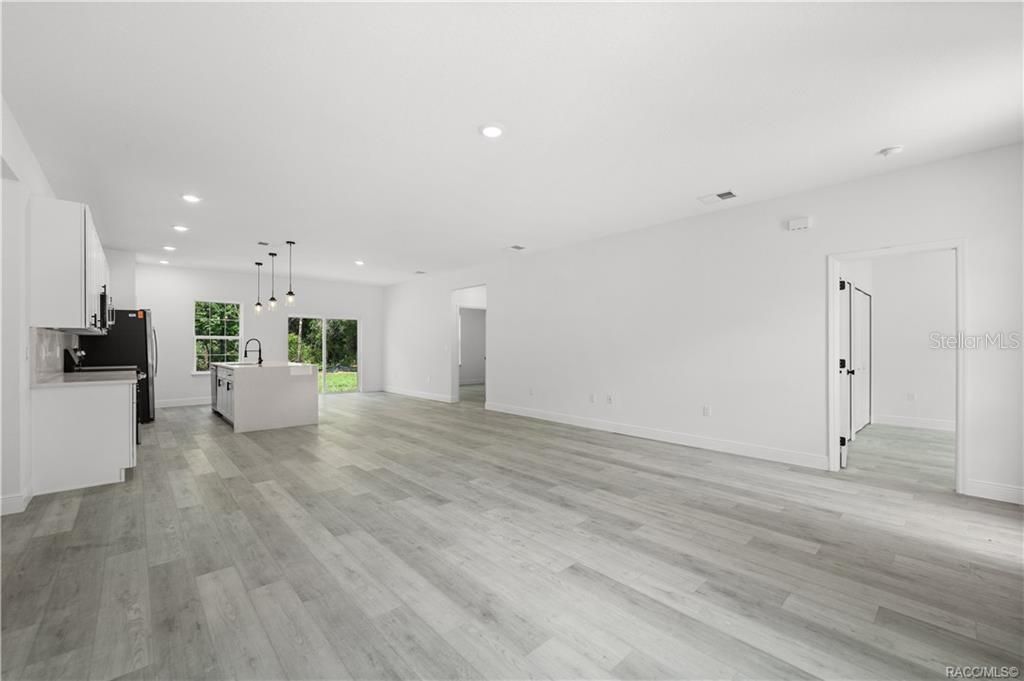 6097 N Darlington Drive , Citrus Springs, FL 34434 Photo