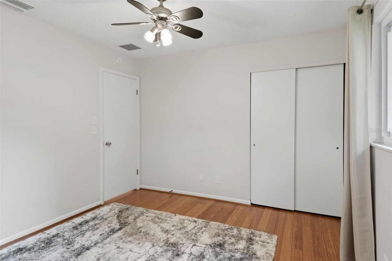205 SE Monroe Circle N, Saint Petersburg, FL 33703 Photo