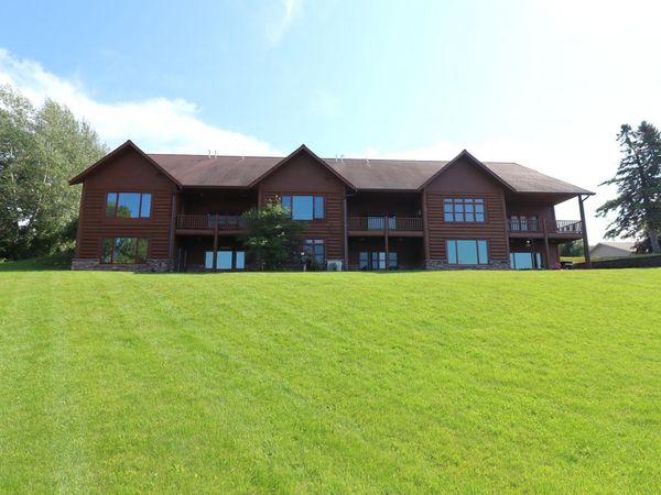 2729 Lake Shore Drive E, Unit 4, Ashland, WI 54806