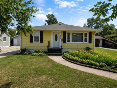 806 5th Street NE, Staples, MN 56479