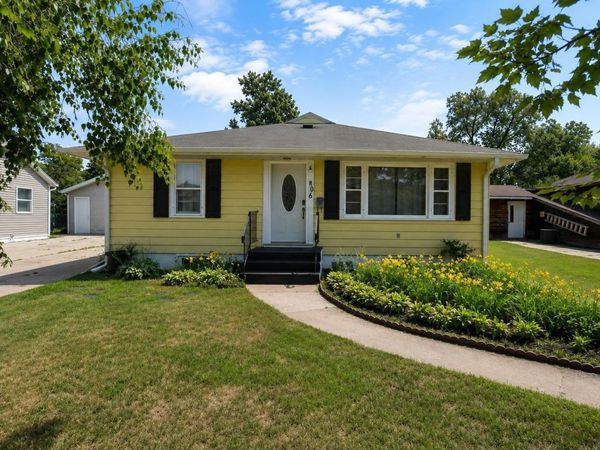 806 5th Street NE, Staples, MN 56479