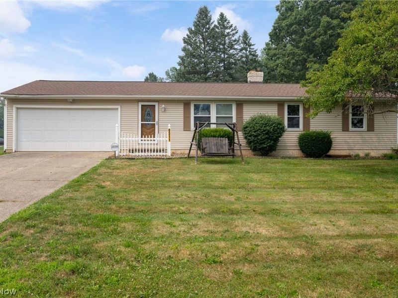 8311 Parkford Street NW, Massillon, OH 44646 Photo 1