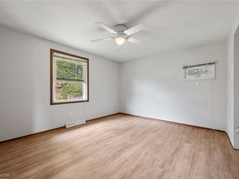 8311 Parkford Street NW, Massillon, OH 44646 Photo 22