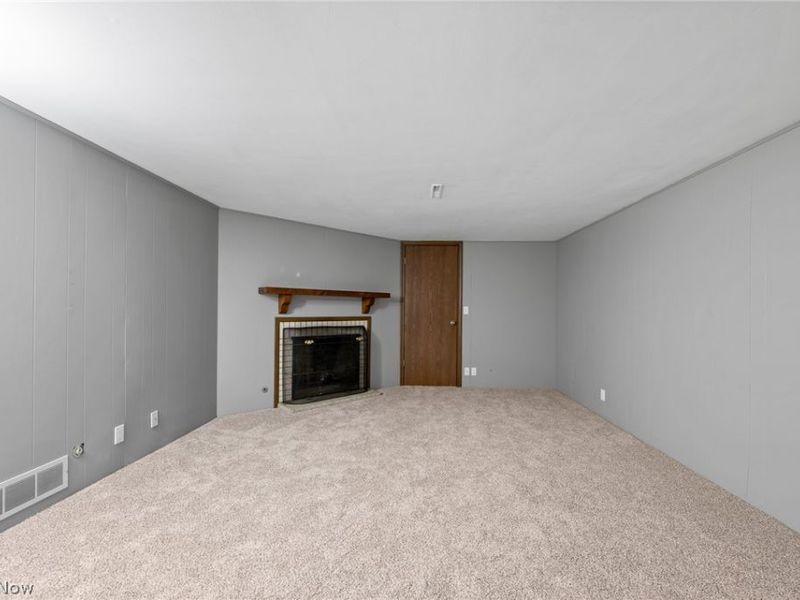 8311 Parkford Street NW, Massillon, OH 44646 Photo 27