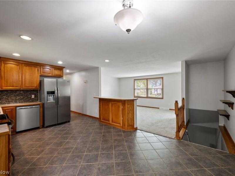 8311 Parkford Street NW, Massillon, OH 44646 Photo 9