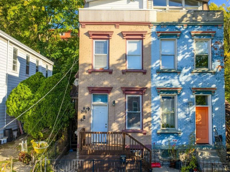 210 Dorsey Street, Cincinnati, OH 45202 Photo 2