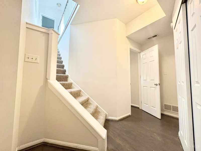 210 Dorsey Street, Cincinnati, OH 45202 Photo 26