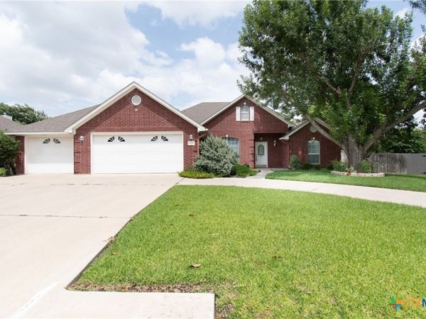 2308 Pin Oak Drive , Temple, TX 76502