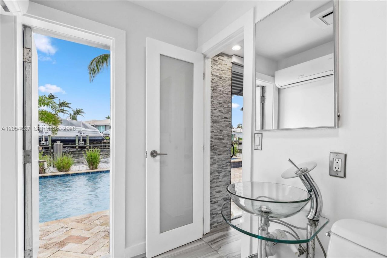 2886 NE 25th St , Fort Lauderdale, FL 33305 Photo