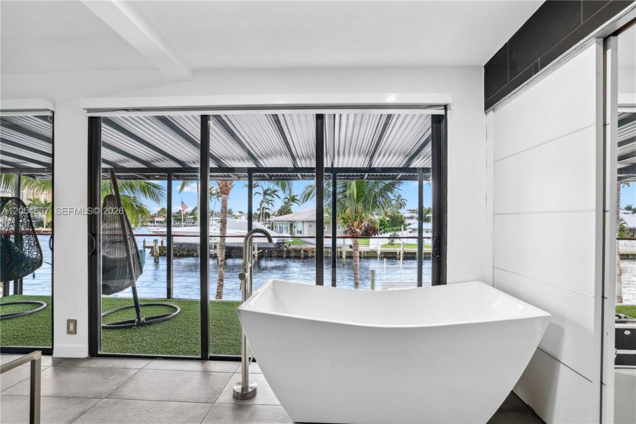 2886 NE 25th St , Fort Lauderdale, FL 33305 Photo