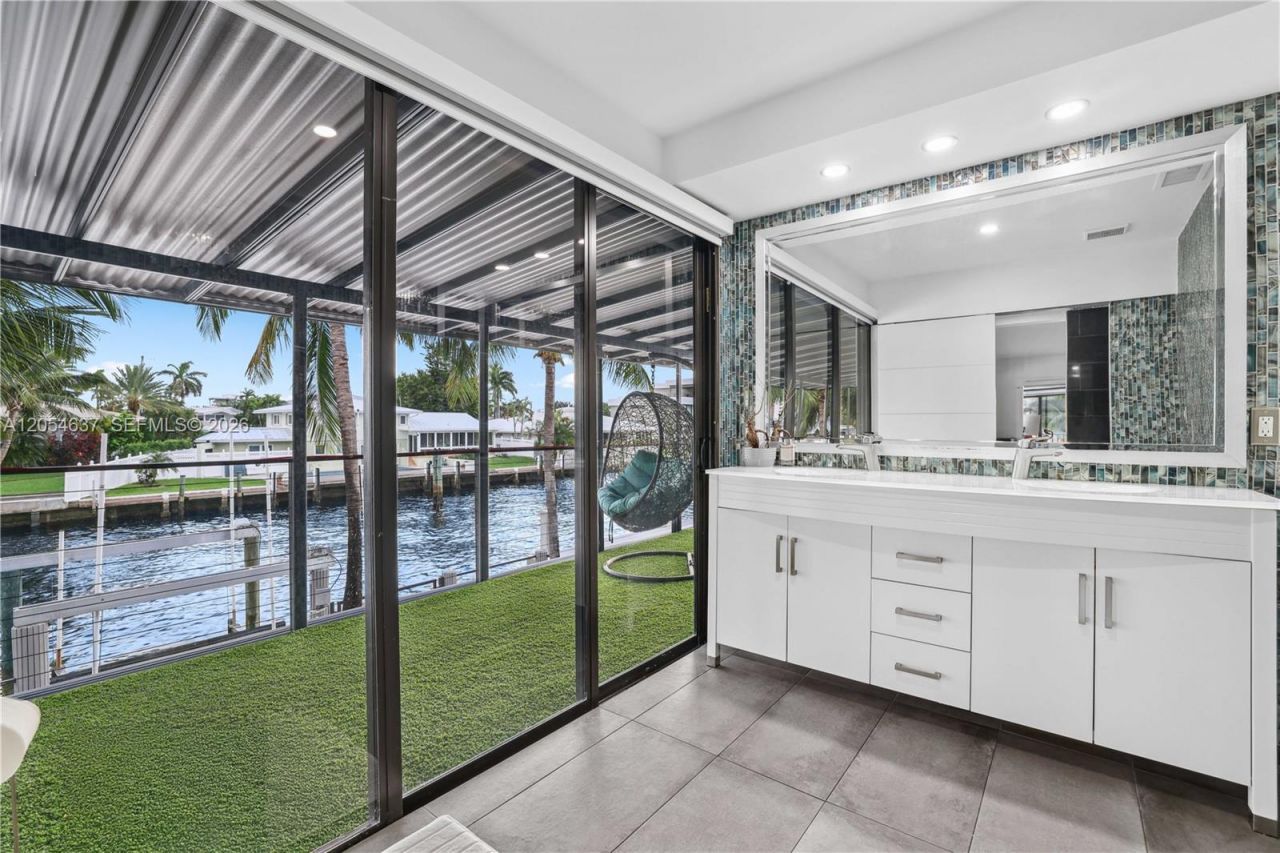 2886 NE 25th St , Fort Lauderdale, FL 33305 Photo