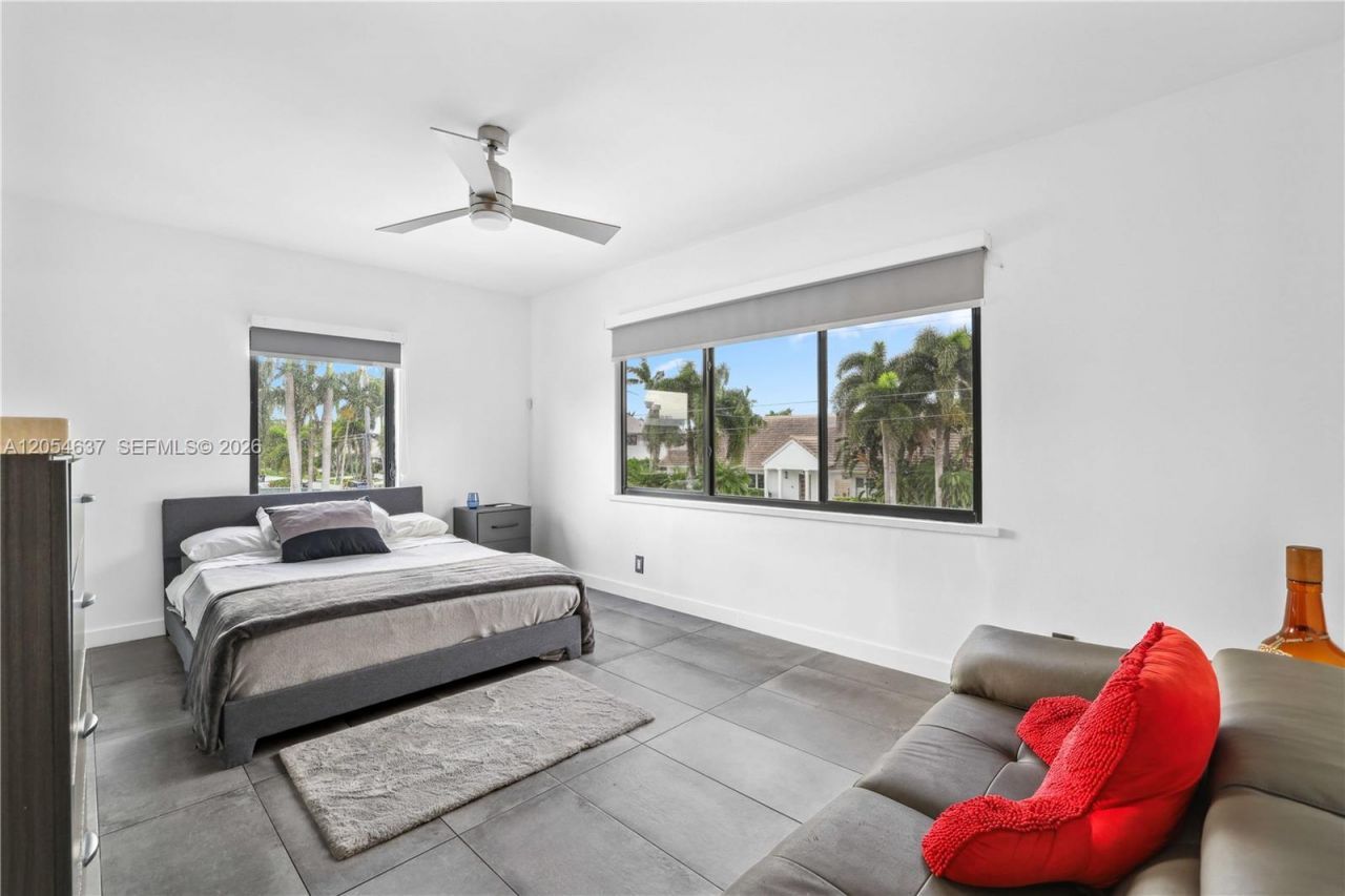 2886 NE 25th St , Fort Lauderdale, FL 33305 Photo