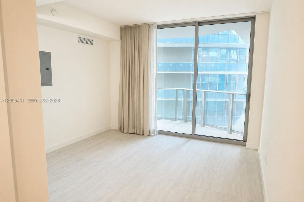 77 SE 5th St , Unit 2005, Miami, FL 33131 Photo