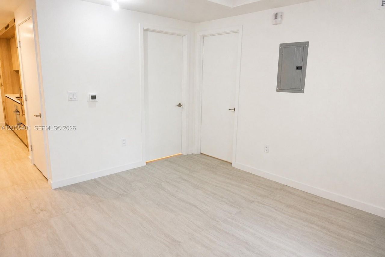 77 SE 5th St , Unit 2005, Miami, FL 33131 Photo