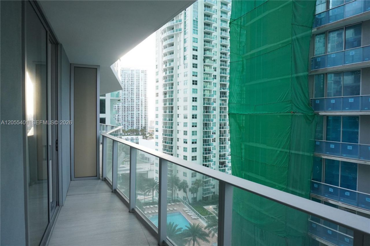 77 SE 5th St , Unit 2005, Miami, FL 33131 Photo