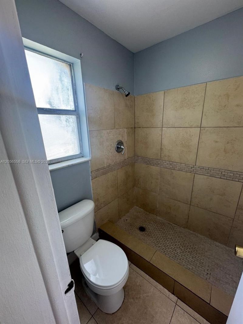 4519 Treehouse Ln , Unit H, Tamarac, FL 33319 Photo