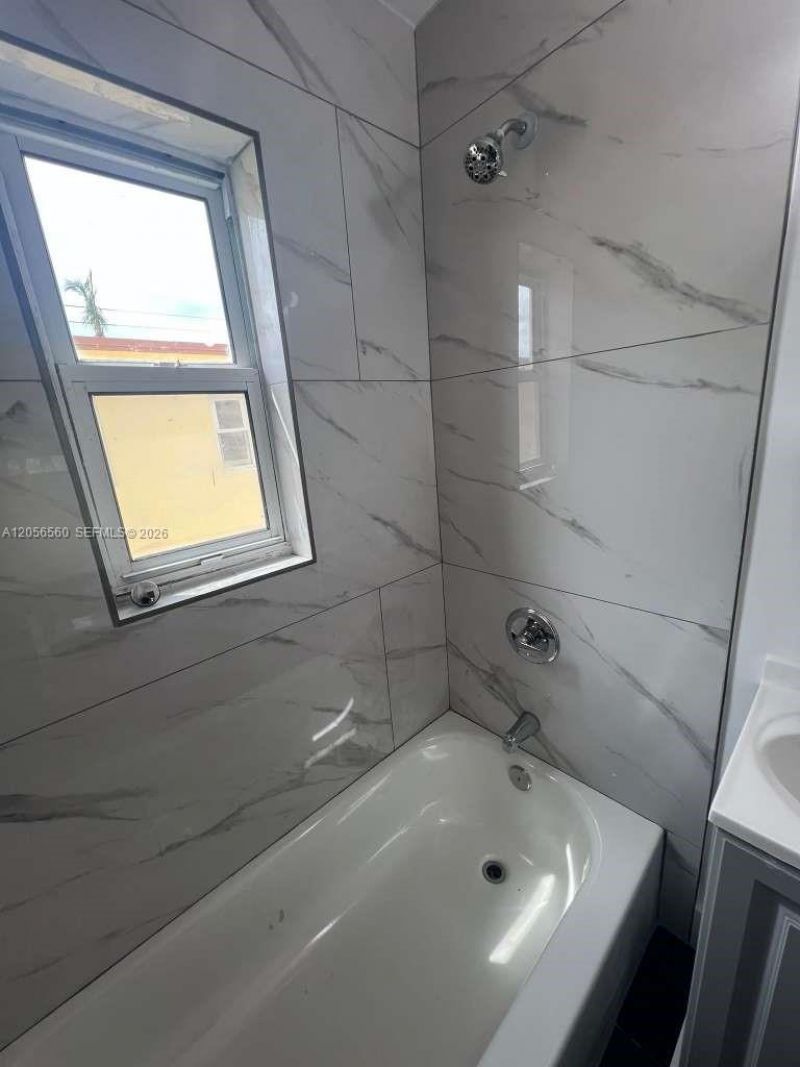 1281 NW 60th St , Unit 5, Miami, FL 33142 Photo