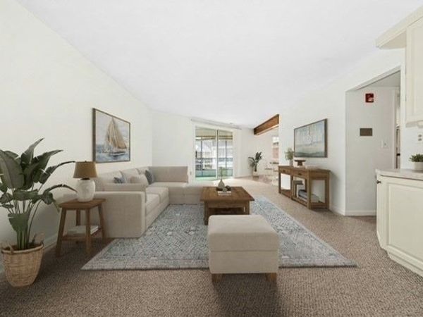 36 Jessica Drive, Unit H, Stoughton, MA 02072