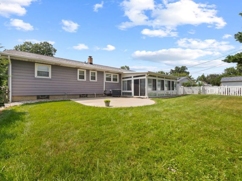 429 Morton Road, Vermilion, OH 44089 Photo 4