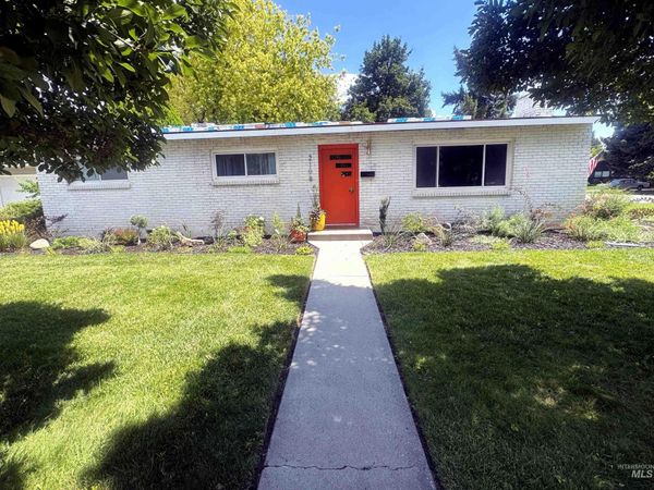 2108 S Pond St, Boise, ID 83705