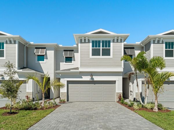 3636 NW SOLANGE Court, Jensen Beach, FL 34957