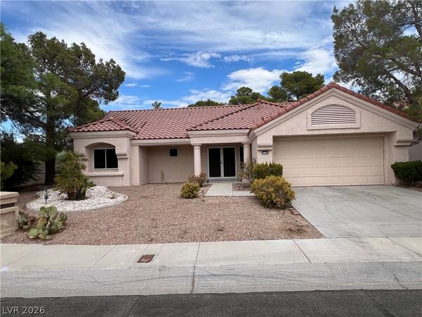 2716 Legend Drive, Las Vegas, NV 89134
