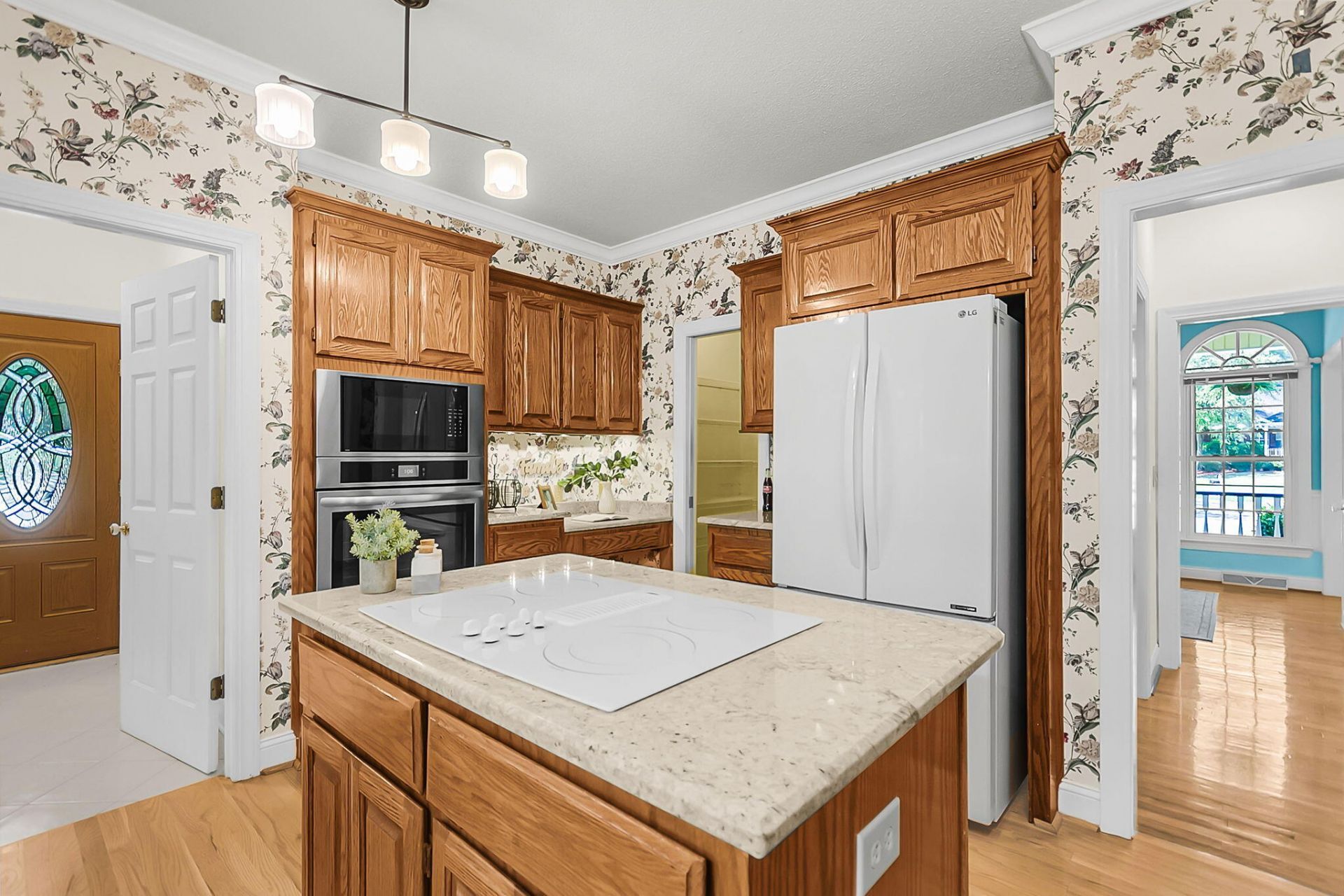 101 Batavia Court Photo 15