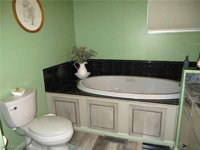 5477 Dorothy Drive, North Olmsted, OH 44070 Photo 40