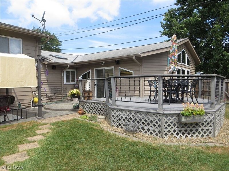 5477 Dorothy Drive, North Olmsted, OH 44070 Photo 9