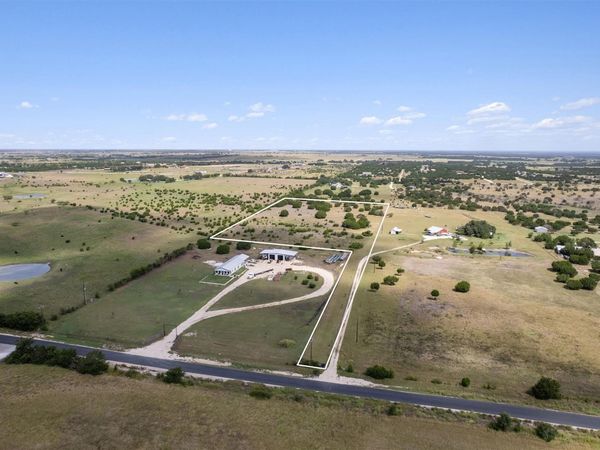 1400 County Road 221 , Florence, TX 76527