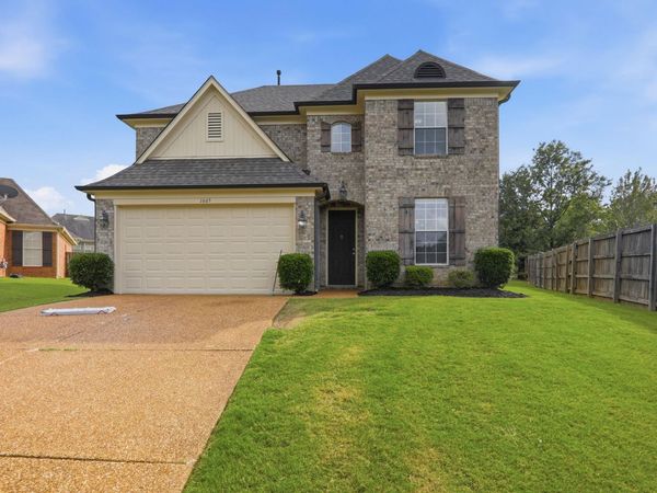 1665 SOUTHALL CV, Cordova, TN 38016