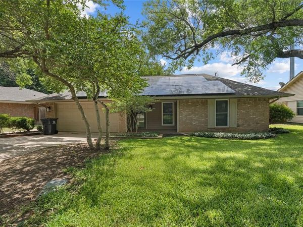 2509 Smouldering Wood Drive, Arlington, TX 76016