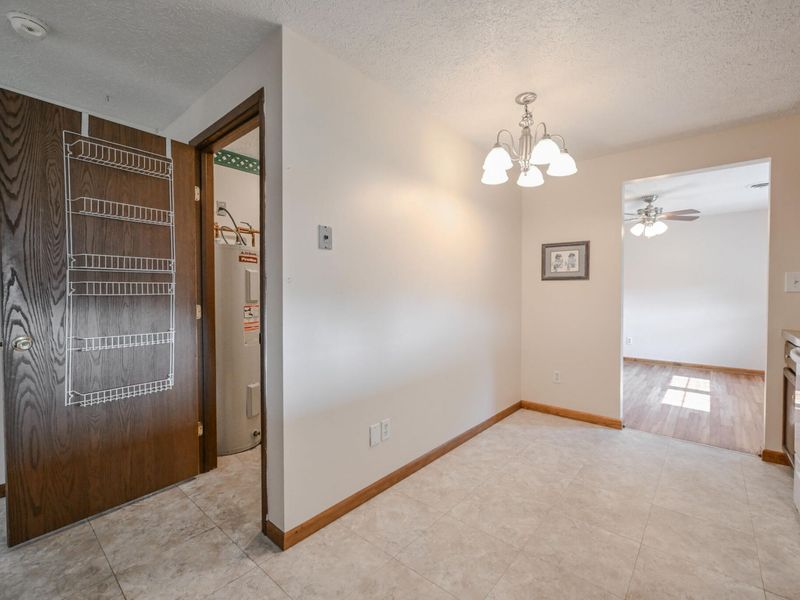 5326 W Ridgewood Road, Springfield, OH 45503 Photo 14