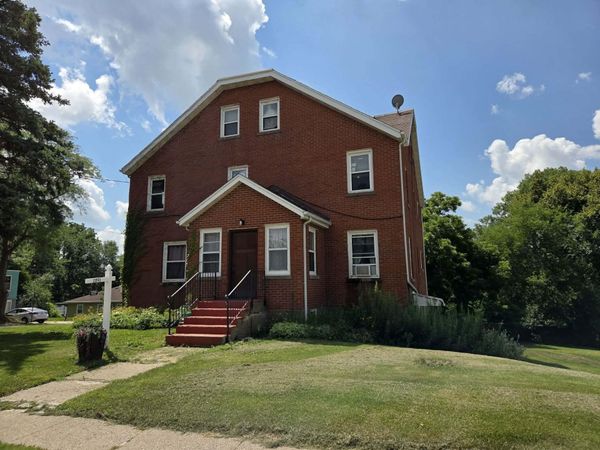 2705 Asbury Road, Dubuque, IA 52001