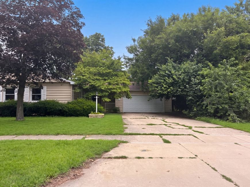 Main Photo