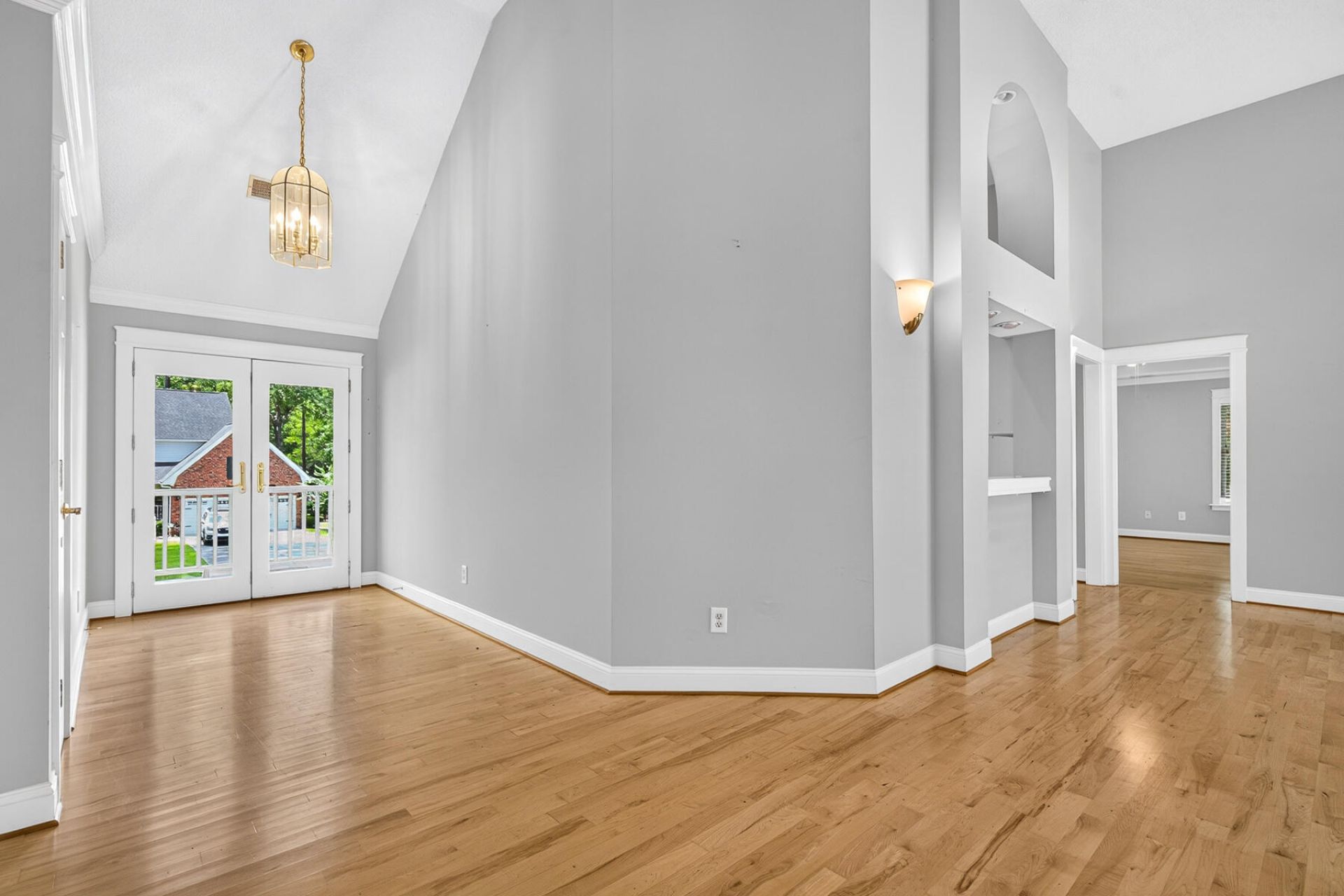 200 Castle Harbor Drive Photo 10