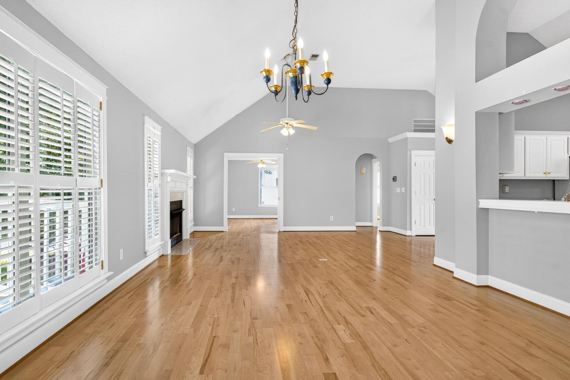 200 Castle Harbor Drive Photo 18
