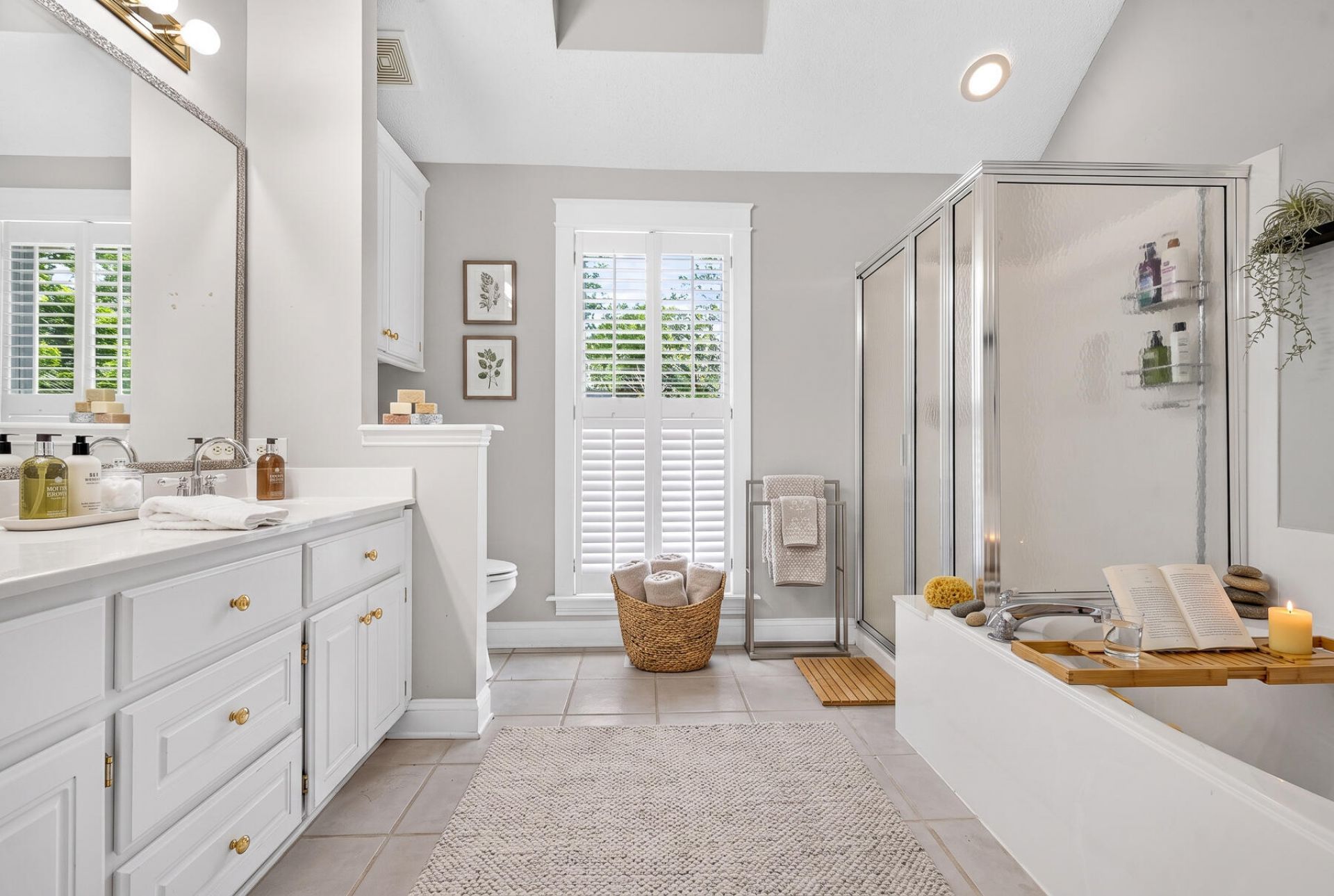 200 Castle Harbor Drive Photo 22
