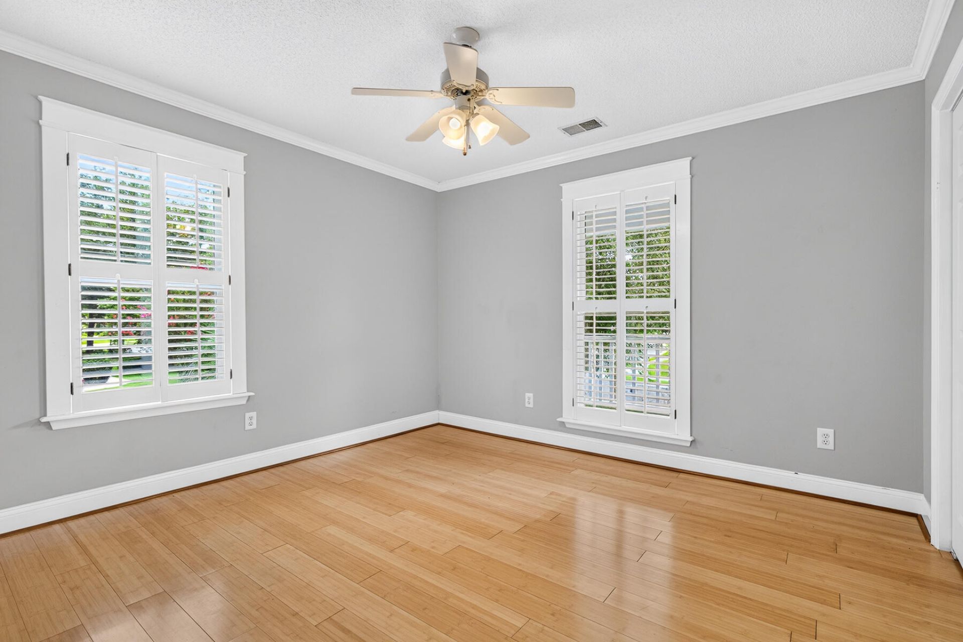 200 Castle Harbor Drive Photo 25