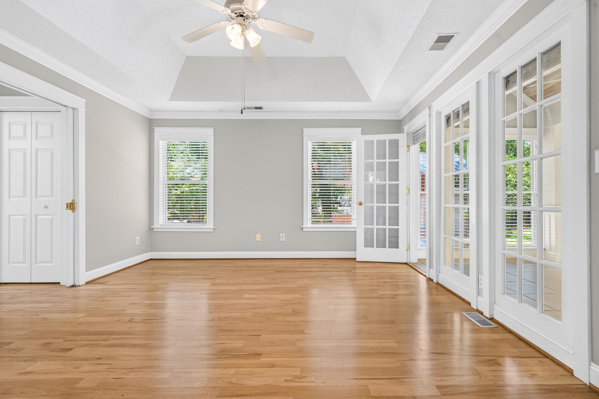 200 Castle Harbor Drive Photo 31