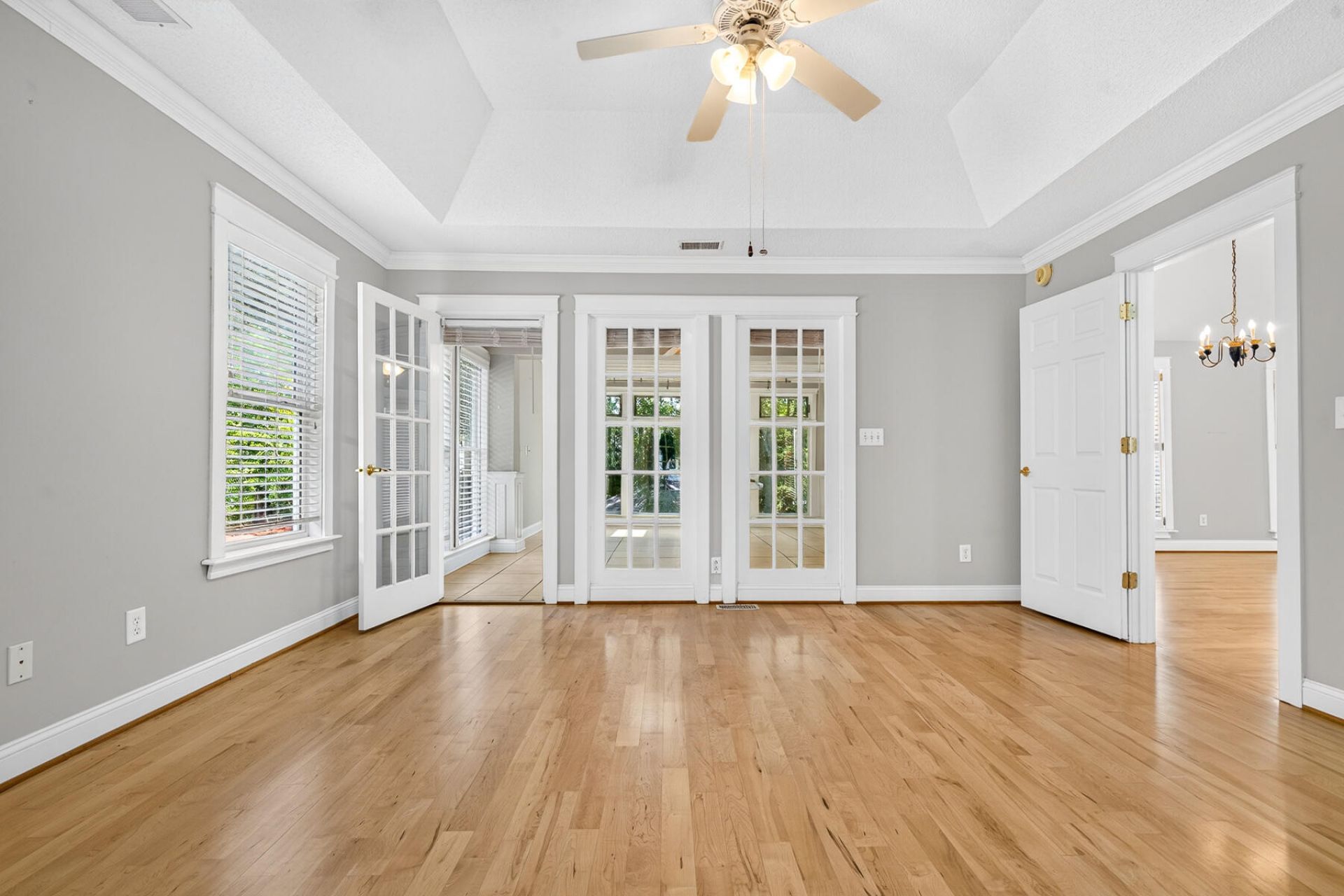 200 Castle Harbor Drive Photo 33