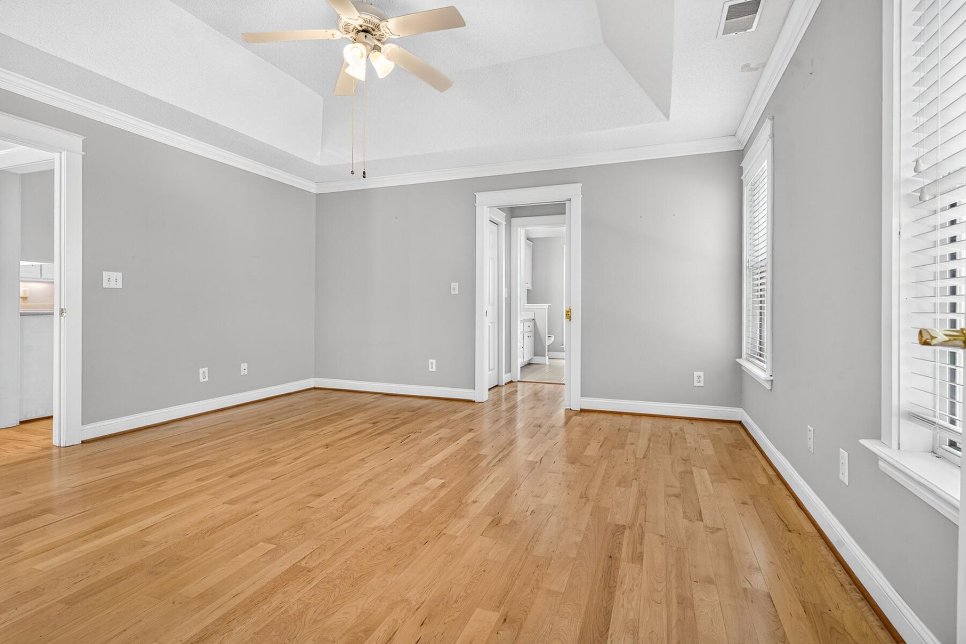 200 Castle Harbor Drive Photo 34