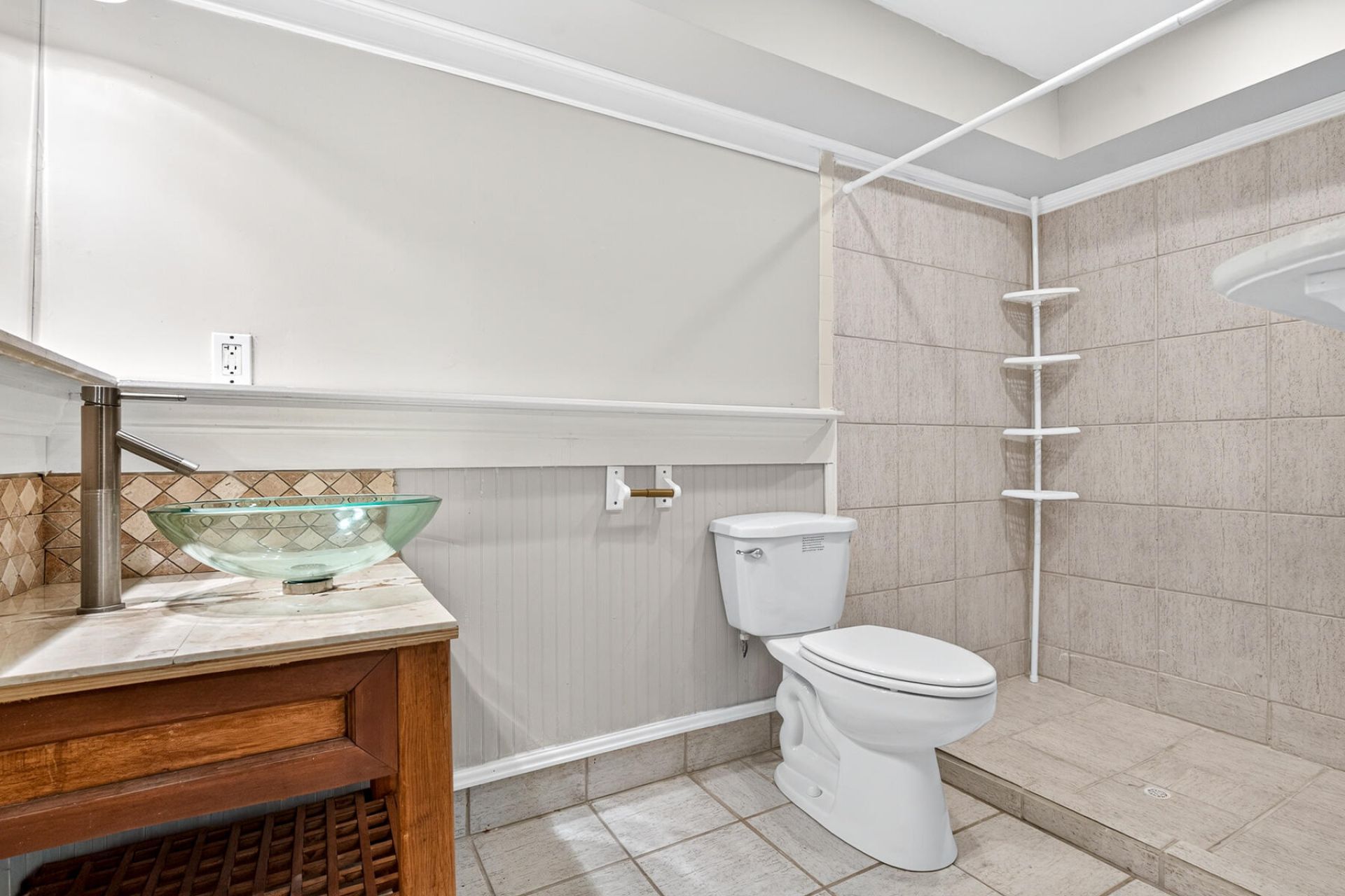 200 Castle Harbor Drive Photo 38
