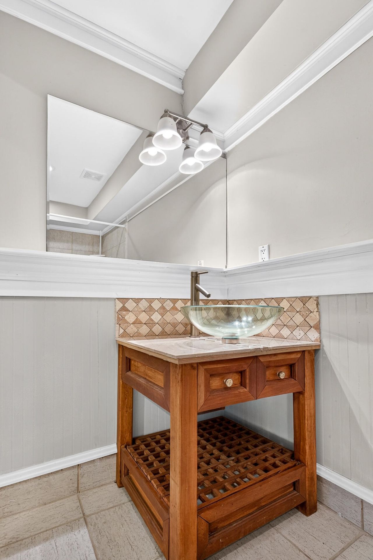 200 Castle Harbor Drive Photo 40