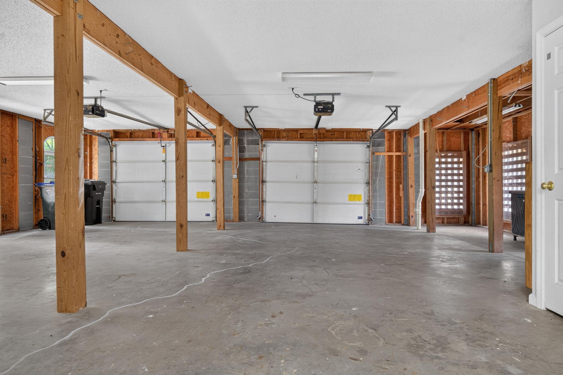 200 Castle Harbor Drive Photo 48