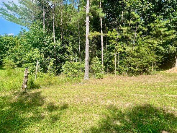 0 Old Hart Rd , Lexington, TN 38351