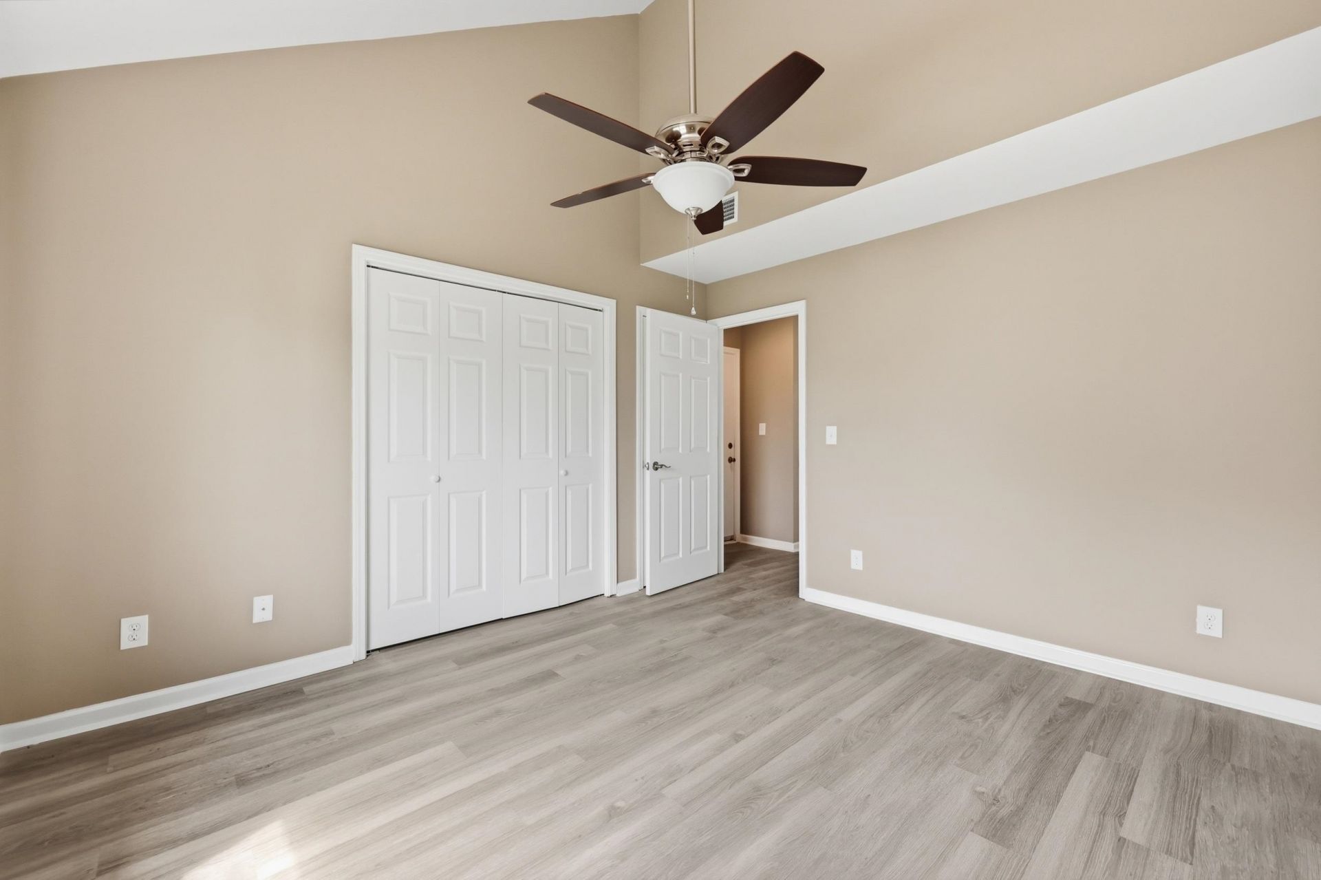 3700 Golf Colony Lane  Photo 17