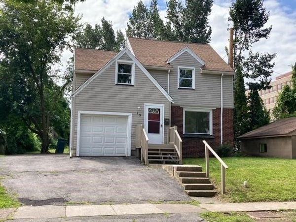 19 Dorbeth Road , Rochester, NY 14621