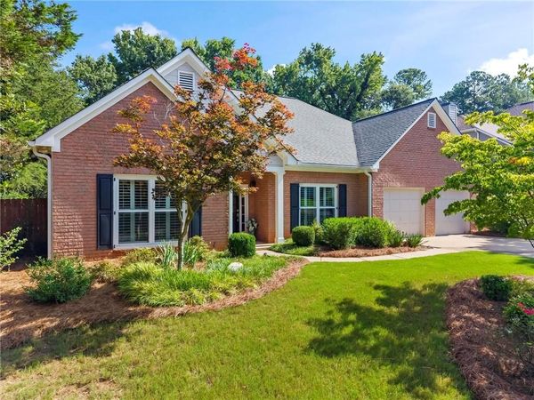 2674 Thornberry Place , Marietta, GA 30066