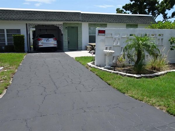 7868 40TH AVENUE N, Unit 7868, ST PETERSBURG, FL 33709